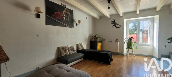 Maison à vendre 4 pièces 103 m² Saint-Loup-Lamairé