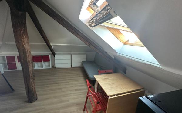 Appartement à louer    1 pièce • 9,77 m2 Argenteuil