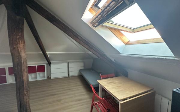 Appartement à louer    1 pièce • 9,77 m2 Argenteuil