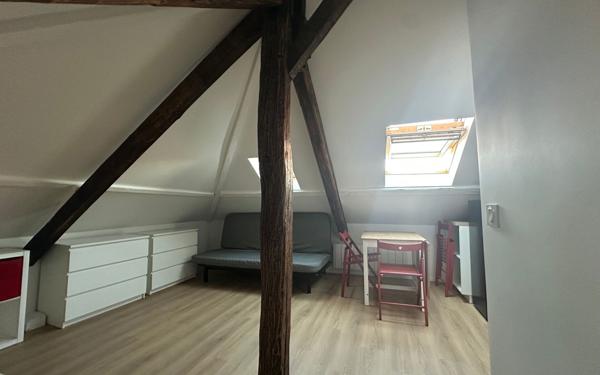 Appartement à louer    1 pièce • 9,77 m2 Argenteuil