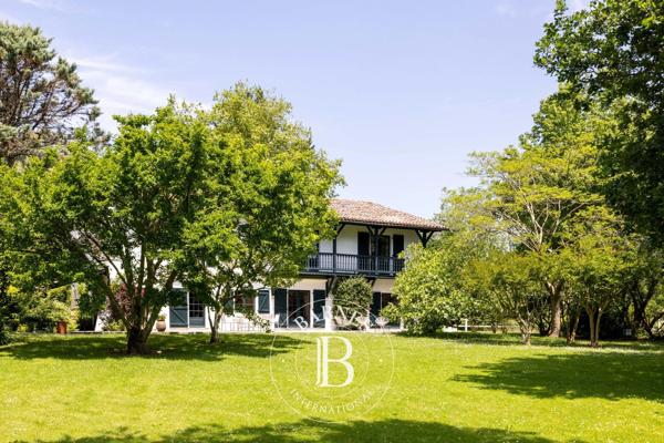Bidart, Maison 7 Chambres -  450 m² à vendre