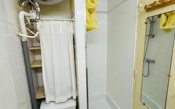 Appartement à vendre    1 pièce • 18,24 m2 Sète