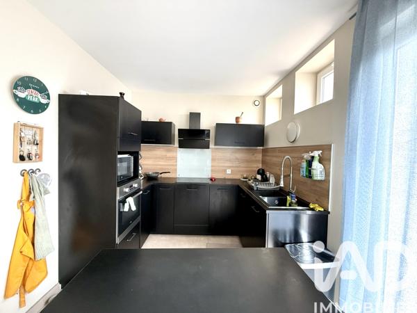 Maison à vendre 7 pièces 241 m² Mâcon