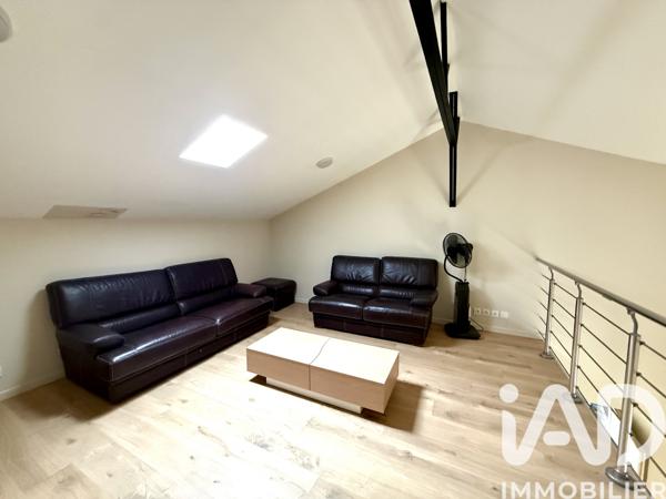 Maison à vendre 7 pièces 241 m² Mâcon