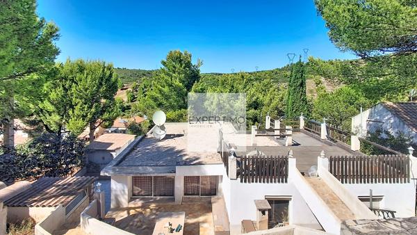 Maison sur Septèmes Les Vallons : Type 4 sur terrain en restanque d'environ 392 m2