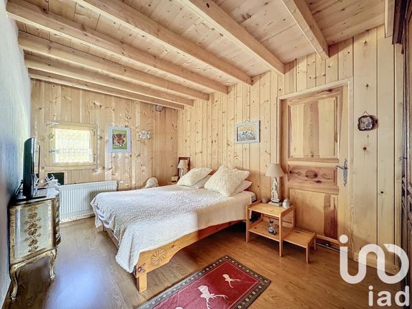 Maison à vendre 15 pièces 265 m² Taninges