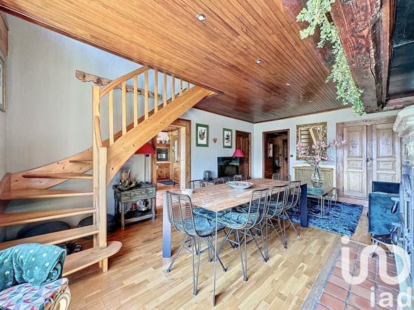 Maison à vendre 15 pièces 265 m² Taninges