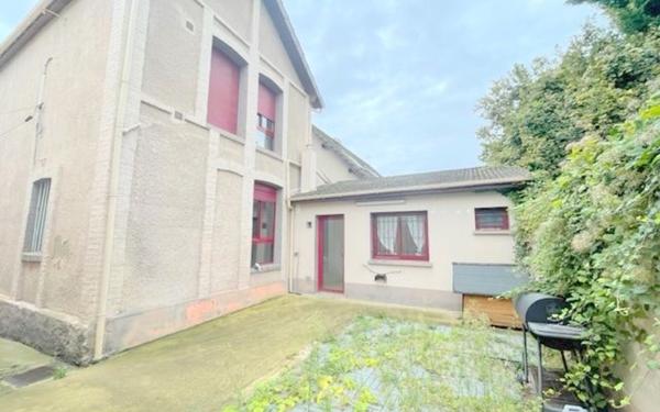Maison à vendre    5 pièces •  Drancy