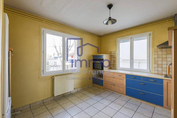 Appartement 3 pièces                                        - 38100 Grenoble Réf : 21565