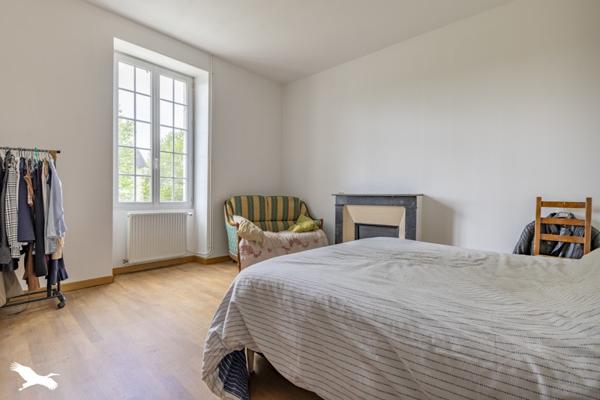 Maison à vendre |                                       Éguzon-Chantôme |                                        7 pièces  |  200 m²