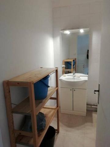 Appartement 3 pièces                                        - 38100 Grenoble Réf : 4976