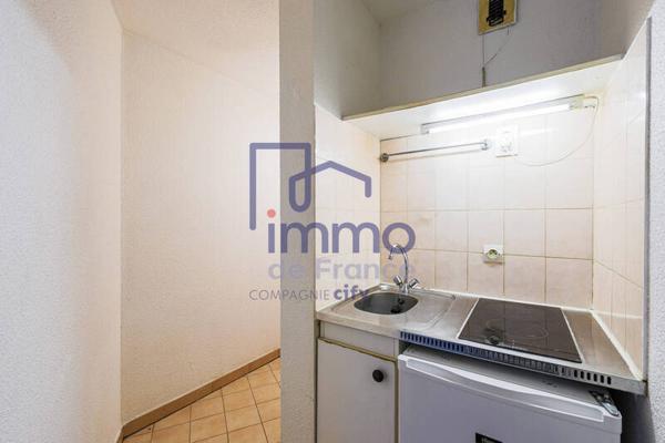 Appartement 1 pièce                                        - 38000 Grenoble Réf : 21494