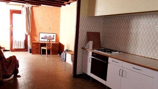 MAISON DE VILLAGE EN PIERRE