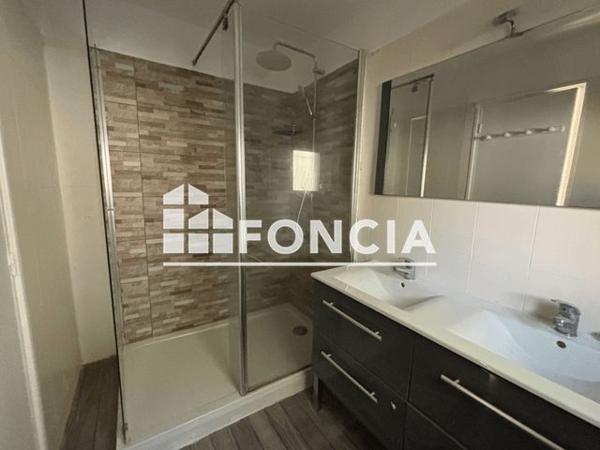 Location Maison 2 pièces 43.3 m² - Rue du Hameau des Oliviers N° 77 Bormes Les Mimosas 83230