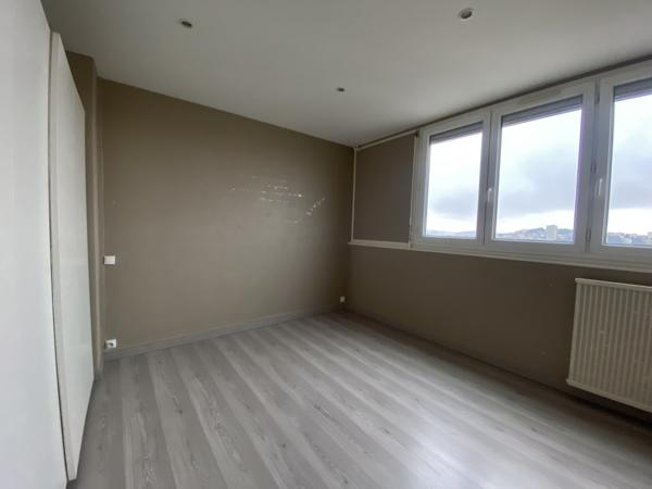 Saint-Étienne (42100) Appartement T4 de 93m² rénové - La Métare