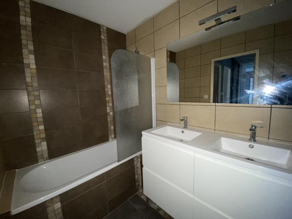 Saint-Étienne (42100) Appartement T4 de 93m² rénové - La Métare