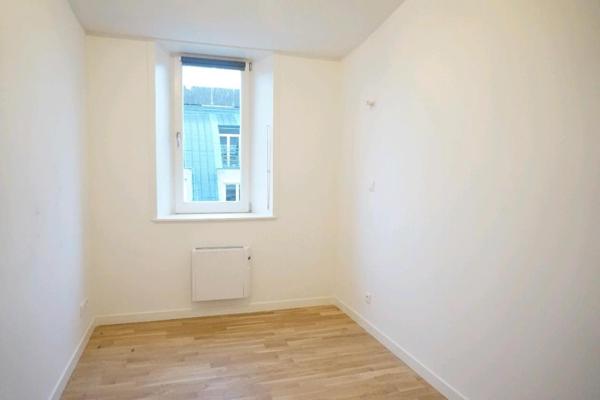 A LOUER : T4 à LILLE • Hypercentre • 1 695 € CC • Réf. G178-52