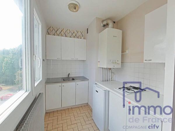 Appartement 1 pièce                                        - 43700 Brives-Charensac Réf : 2844-CIFVFOREZVELAY
