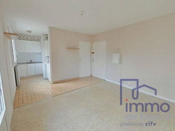 Appartement 1 pièce                                        - 43700 Brives-Charensac Réf : 2844-CIFVFOREZVELAY