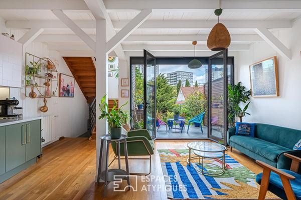 Maison d’architecte en bois d’Inspiration californienne au coeur de la Petite Garenne