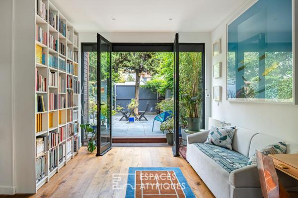Maison d’architecte en bois d’Inspiration californienne au coeur de la Petite Garenne