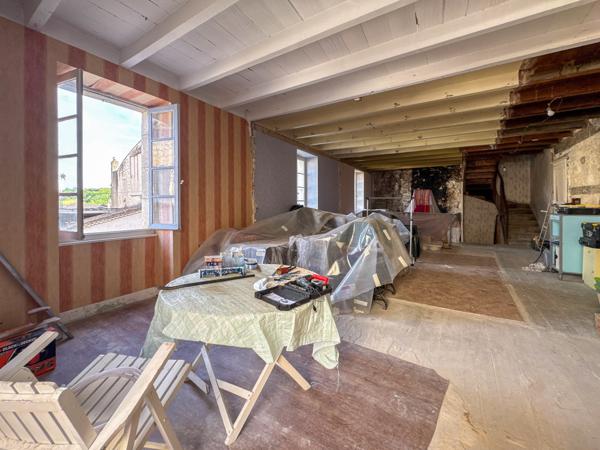 Maison à vendre à Montcuq-en-Quercy-Blanc (46800) - Lot