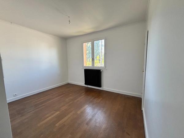 Maison à vendre 4 pièces-3 chambres-terrain-SAINT REMY (71)