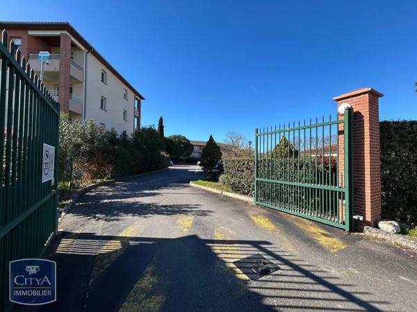 Appartement à louer 3 pièces 67.25m² Montauban (82000)