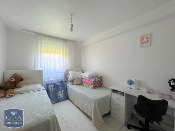 Appartement à louer 3 pièces 67.25m² Montauban (82000)