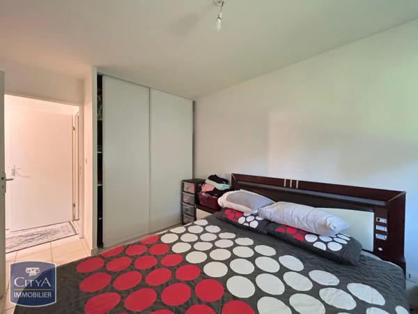 Appartement à louer 3 pièces 67.25m² Montauban (82000)