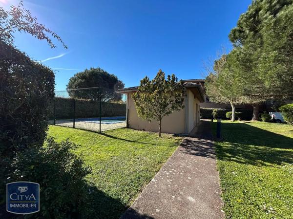 Appartement à louer 3 pièces 67.25m² Montauban (82000)
