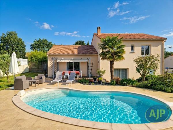 Vente maison Montaigu : 345 000 € - AJP Immobilier Montaigu