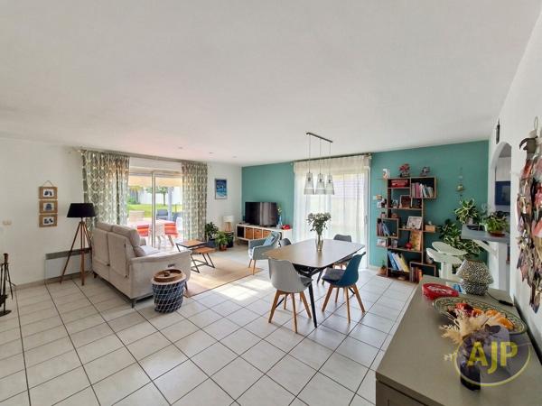 Vente maison Montaigu : 345 000 € - AJP Immobilier Montaigu