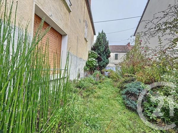 Maison à vendre  6 pièces - 153,05 m2 VARENNES SUR ALLIER - 03