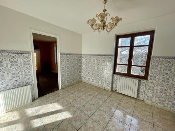 Saint-Étienne (42000) Maison de 150M2 avec Terrain de 445M2