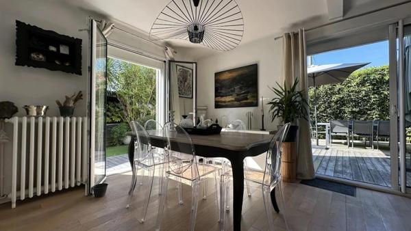 Maison à vendre 7 pièces LA ROCHELLE (17)