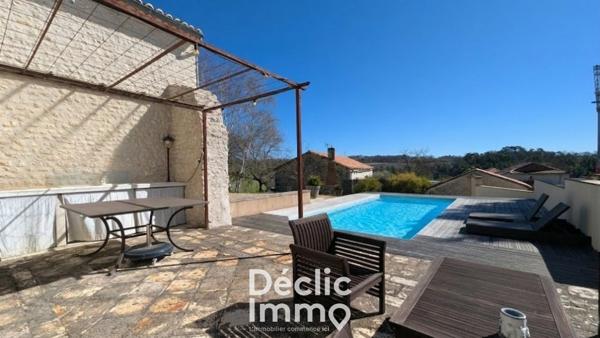 Vente maison en pierre Villebois lavalette, 230m² 7 pièces 345 000€ avec garage