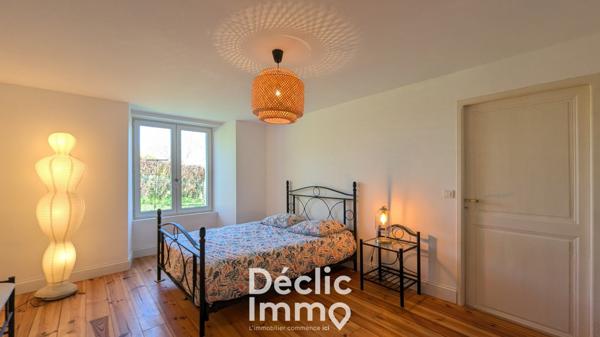 Vente maison en pierre Villebois lavalette, 230m² 7 pièces 345 000€ avec garage