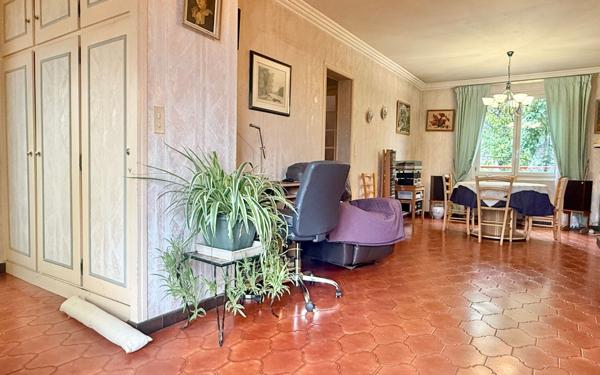 Maison à vendre    5 pièces • 110 m2 Morangis