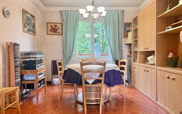 Maison à vendre    5 pièces • 110 m2 Morangis