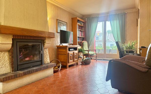 Maison à vendre    5 pièces • 110 m2 Morangis