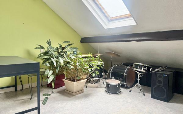 Maison à vendre    5 pièces • 110 m2 Morangis