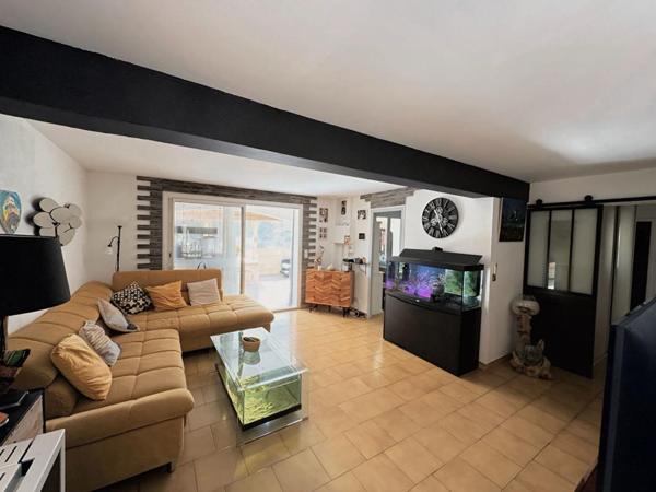 Exclusivité, Auriol, Moulin de Redon, maison de 208 m² avec piscine