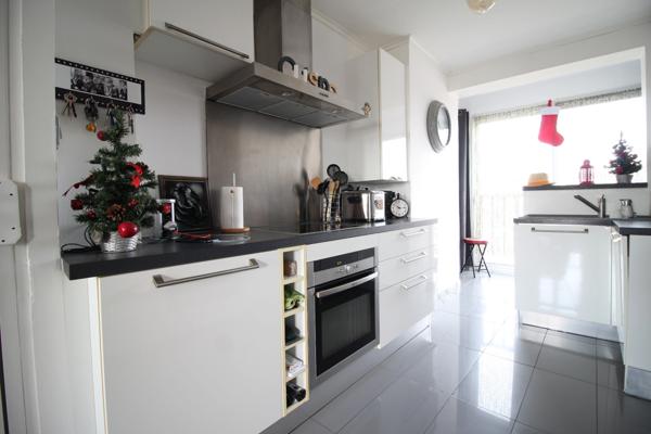 A VENDRE MARSEILLE 13013 – LA ROSE – 3 PIÈCES LUMINEUX - VUE DÉGAGÉE - PARFAIT ÉTAT - 123.000 € FAI