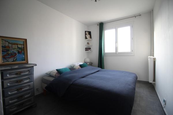 A VENDRE MARSEILLE 13013 – LA ROSE – 3 PIÈCES LUMINEUX - VUE DÉGAGÉE - PARFAIT ÉTAT - 123.000 € FAI