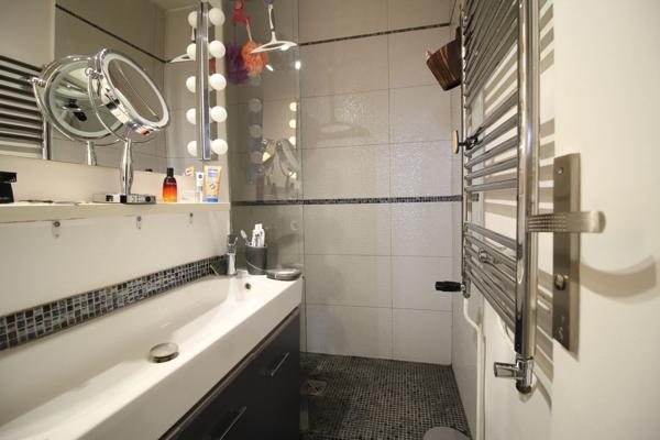 A VENDRE MARSEILLE 13013 – LA ROSE – 3 PIÈCES LUMINEUX - VUE DÉGAGÉE - PARFAIT ÉTAT - 123.000 € FAI