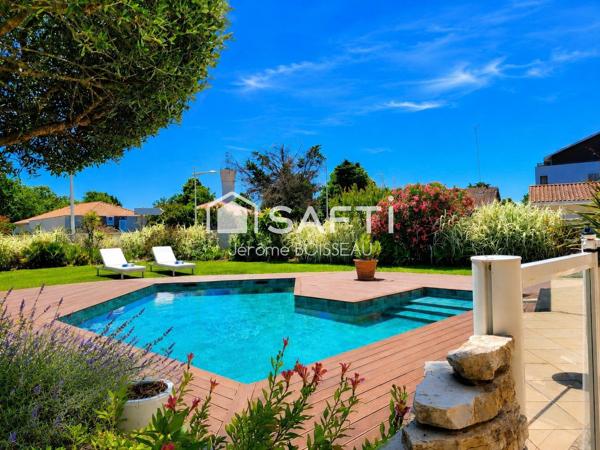 ? Villa de caractère 141 m2 avec piscine au cœur de Biscarrosse