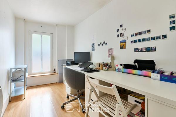 Duplex lumineux et traversant Proche Bercy