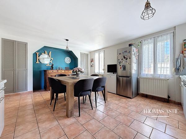 Maison 8 pièces - 197 m²