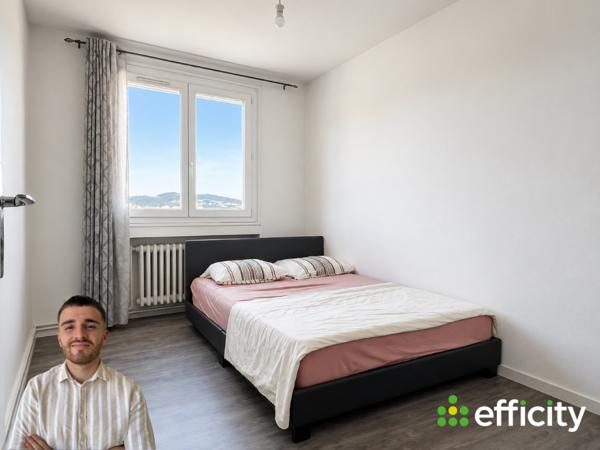 Appartement
         4 pièces
        - 66 m² 59 000 € *
